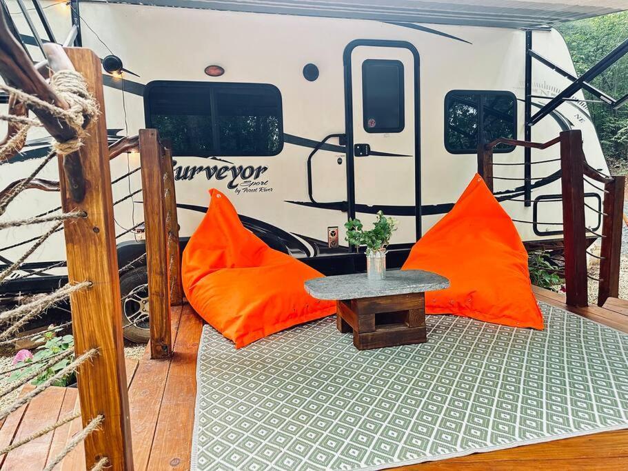 RutherfordtonSecluded Rv With Private Hot Tubアパートメント エクステリア 写真
